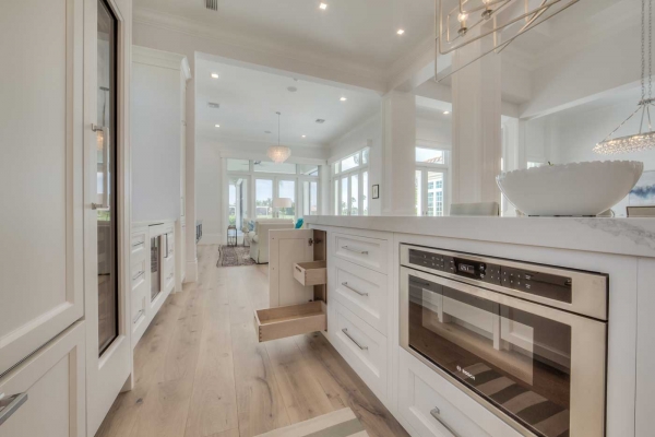 Uzzi-kitchen-1